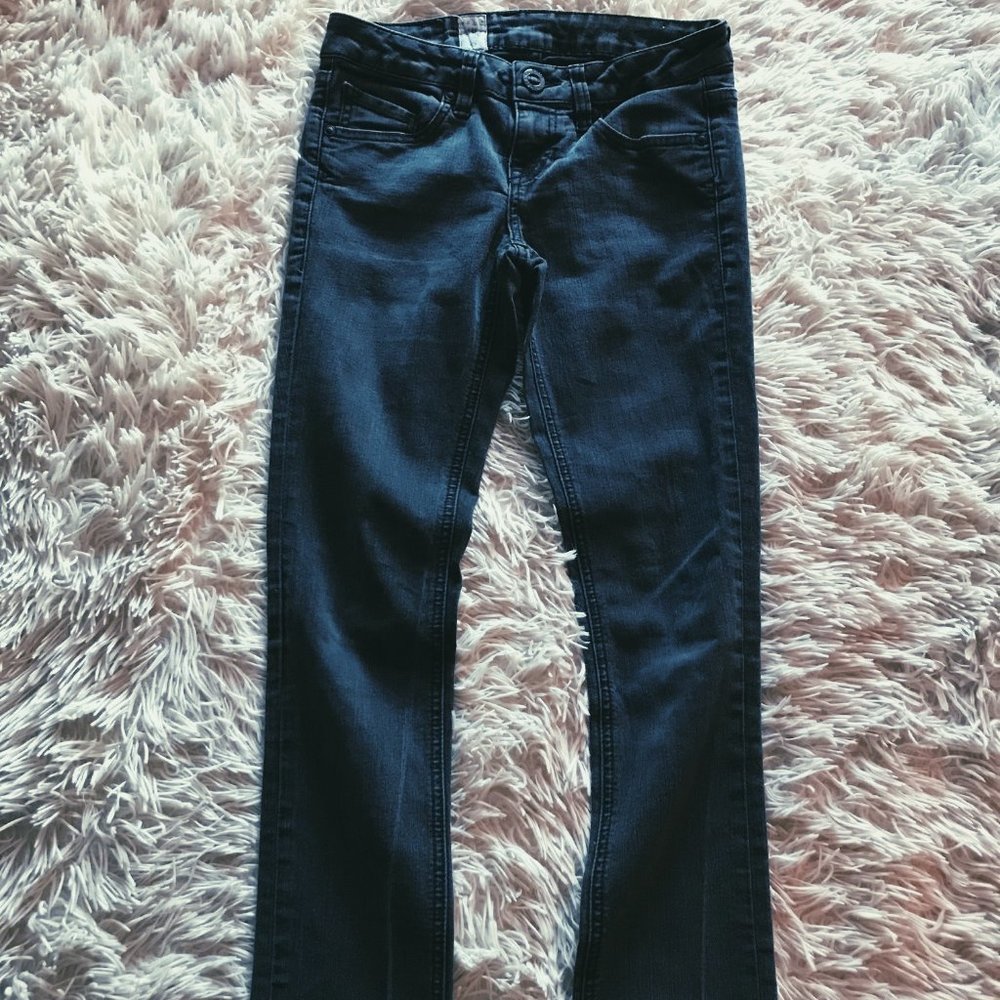 UEC - Volcom Jeans Size 1 - Distressed Washed Black w/raw hem - Straight Leg